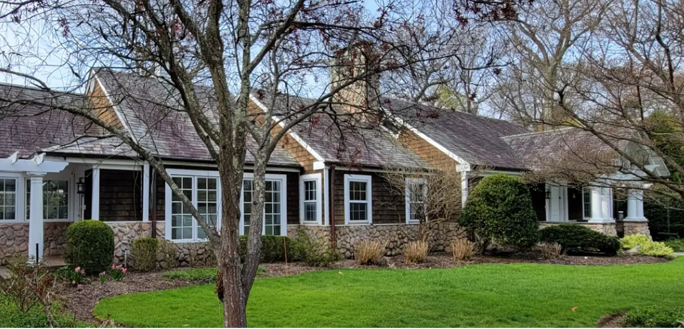 Same estate, side view in Brookville before slate cleaning