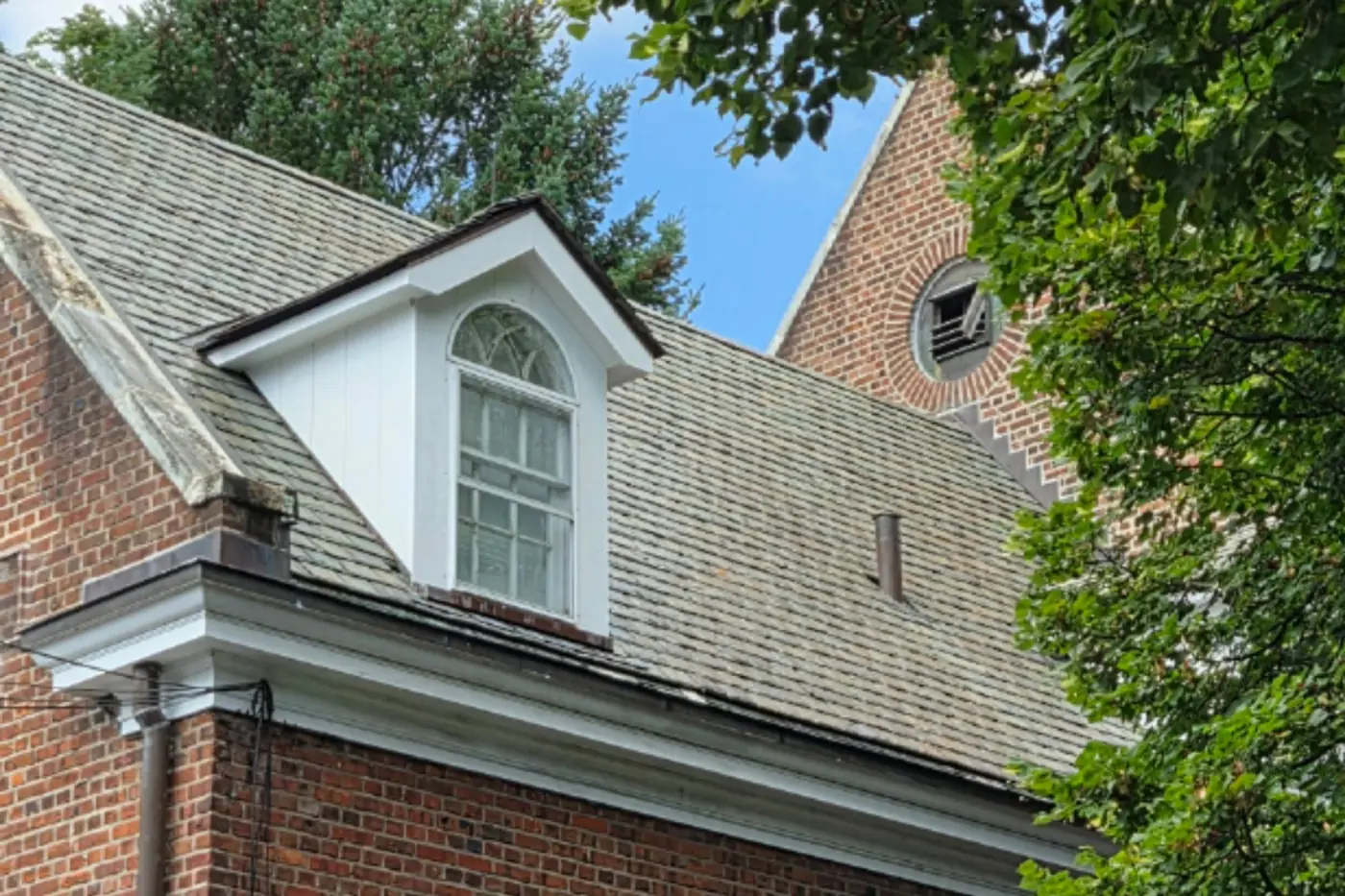 Clubhouse dormer, close up in Manhasset after slate cleaning