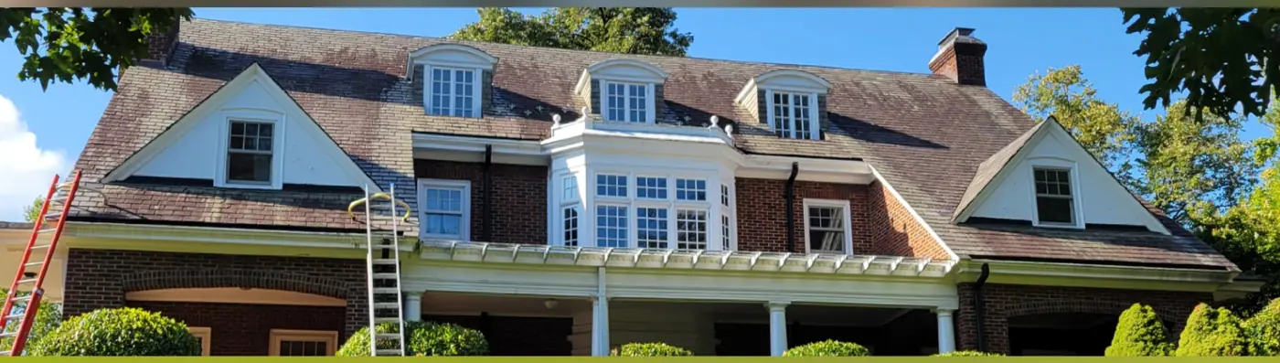 Georgian-style home in Plandome before slate cleaning